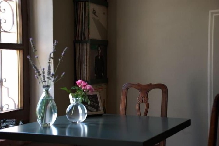 Room 6 of 70