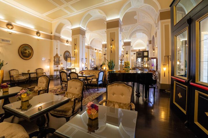 Hotel Lobby