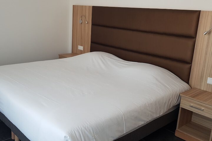 Room 30 of 91