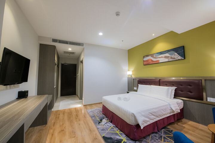 Room 21 of 44