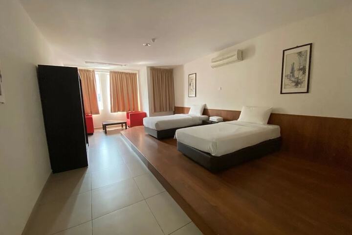 Room 16 of 69