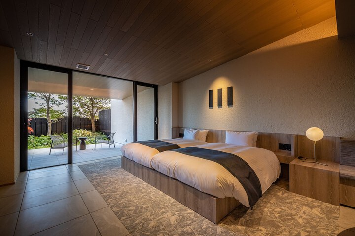 Room 5 of 57