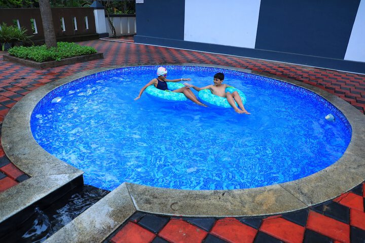 Pool 38 of 82