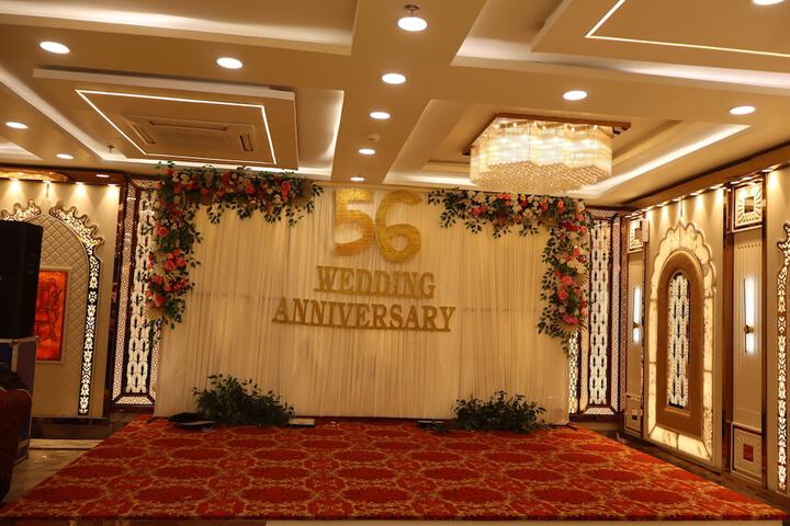 Ballroom/Hall 17 of 17