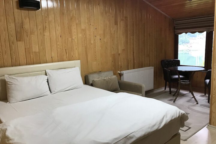 Room 39 of 66