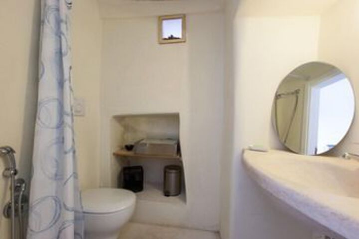 Room 4 of 46