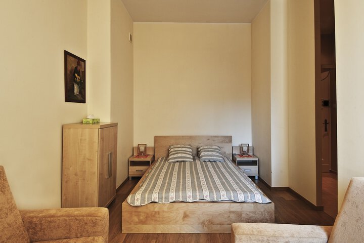 Room 3 of 31
