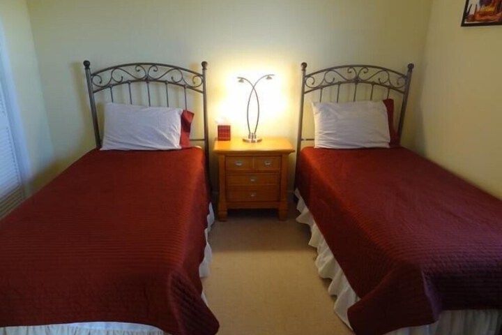 Room 6 of 29