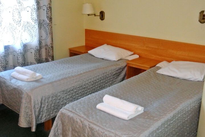 Room 4 of 71