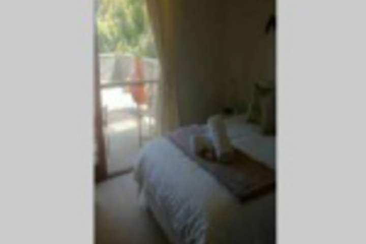 Room 13 of 66
