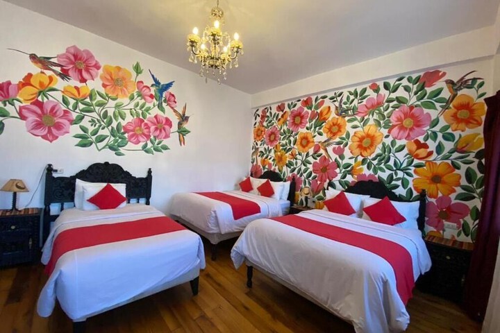 Room 2 of 18