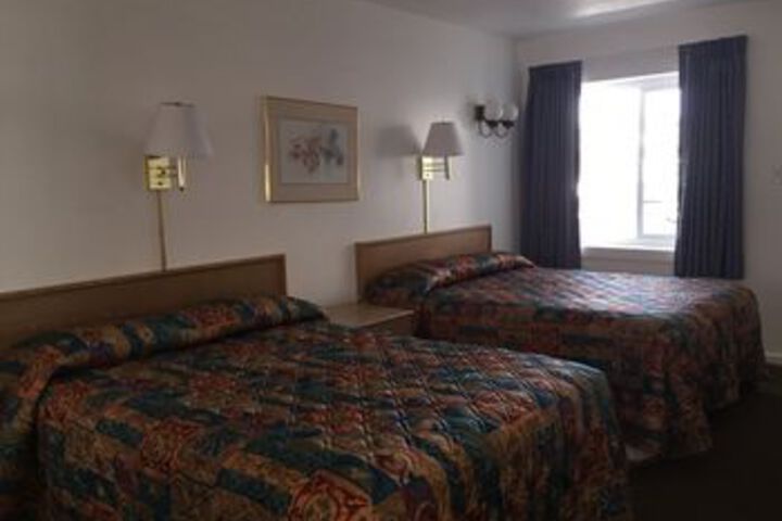 Room 5 of 15