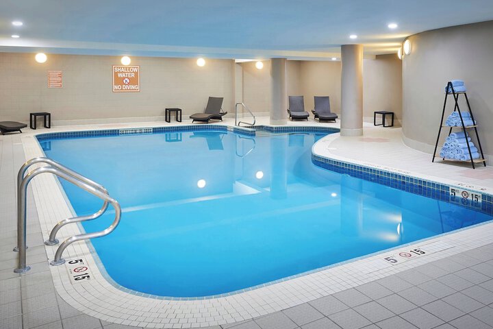 Hotel with Pool