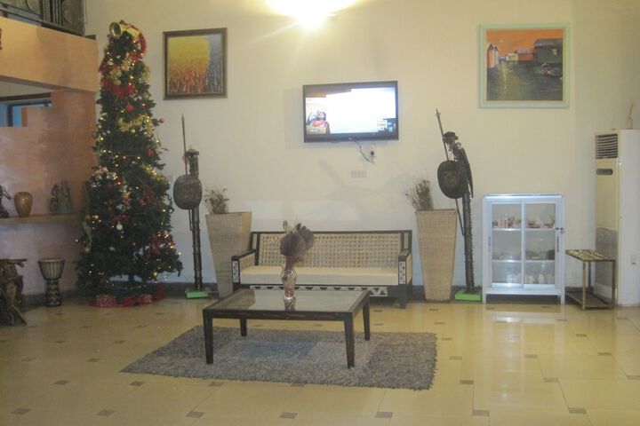 Hotel 4 of 81