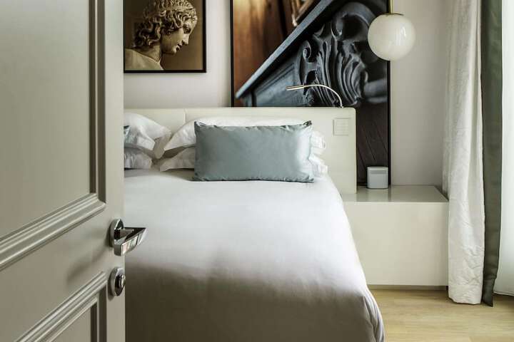 Room 63 of 255