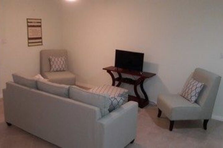 Room 28 of 33