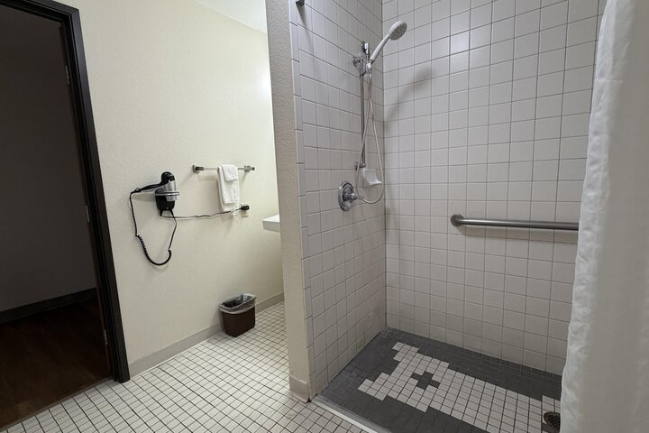 Clean Restrooms
