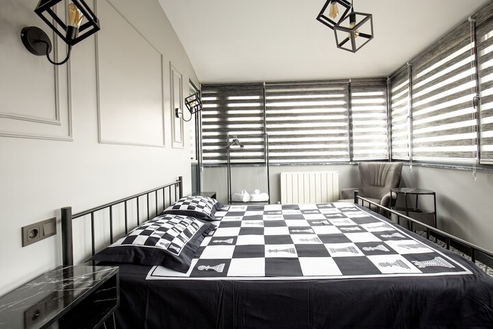 Room 21 of 44