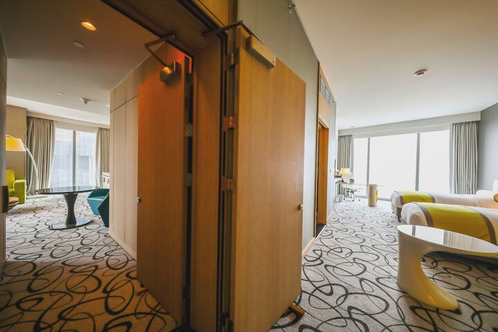 Room 118 of 315