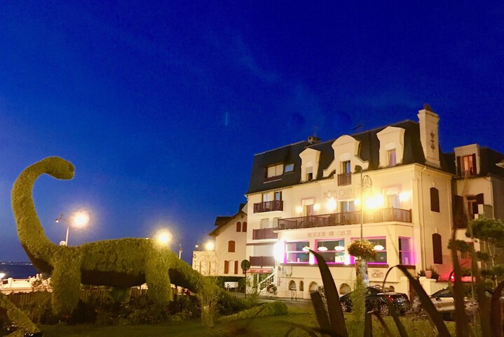 Hotel 150 of 177