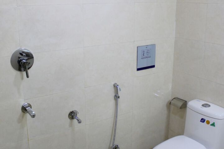 Room 26 of 33