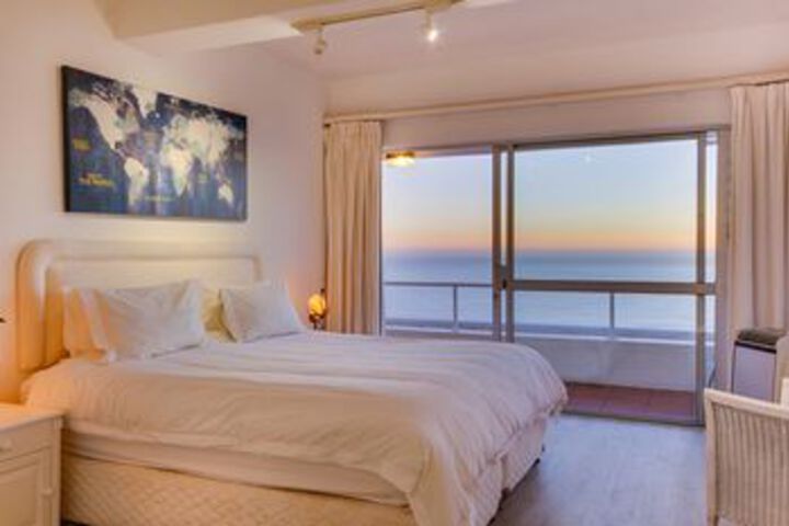 Room 4 of 28
