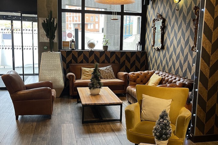 Guest Lobby