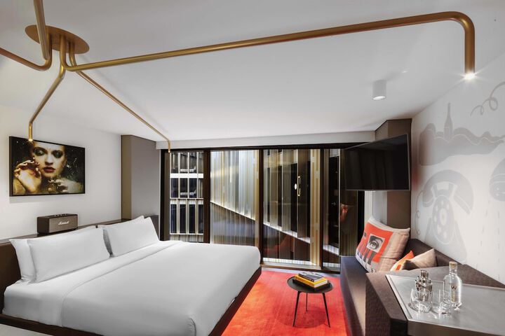Room 55 of 313