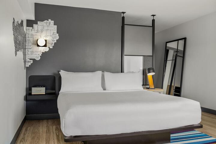 Room 10 of 54