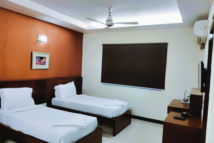 Room 28 of 55