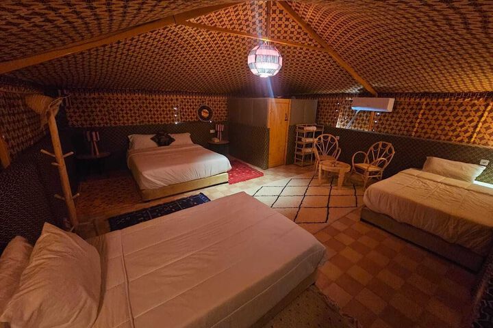 Room 8 of 17
