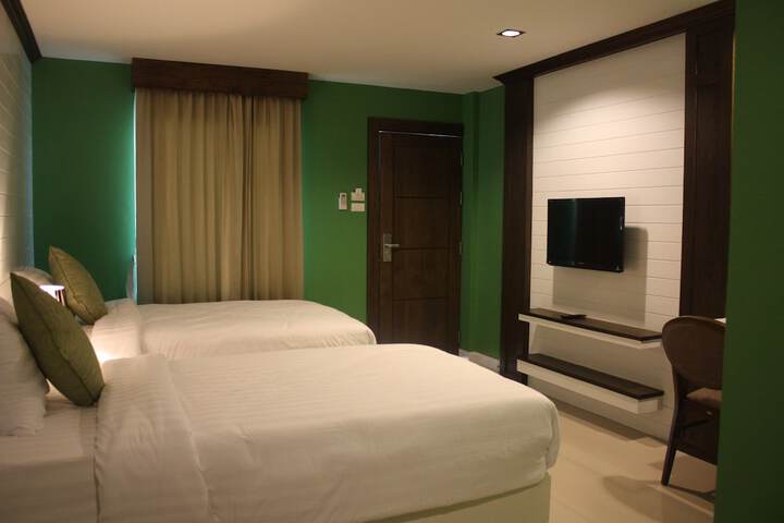 Room 7 of 41