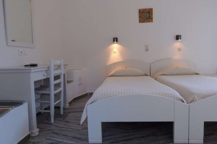 Room 12 of 54