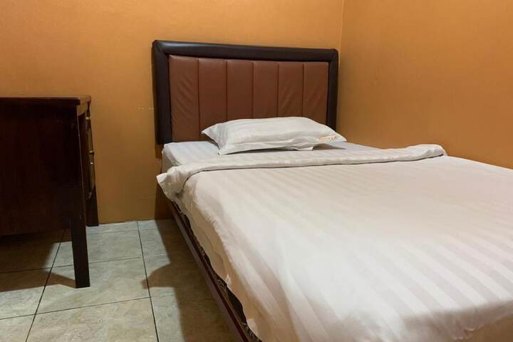 Room 20 of 63