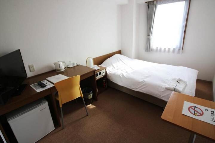 Room 16 of 45