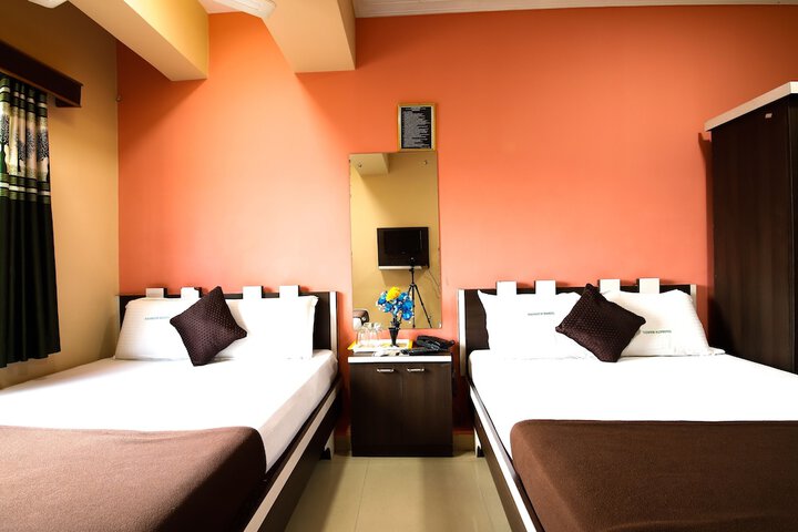 Room 20 of 33