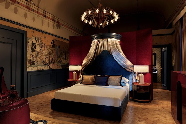Room 22 of 36