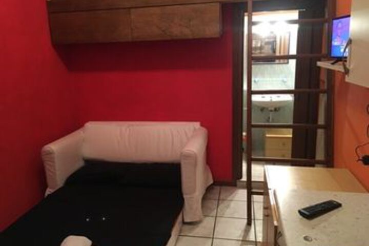Room 249 of 499