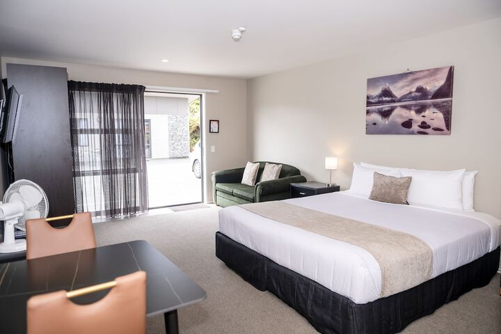 Room 14 of 44