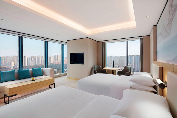 Room 14 of 46
