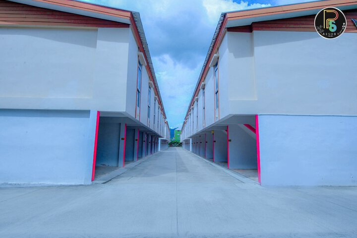 Property Grounds 22 of 25