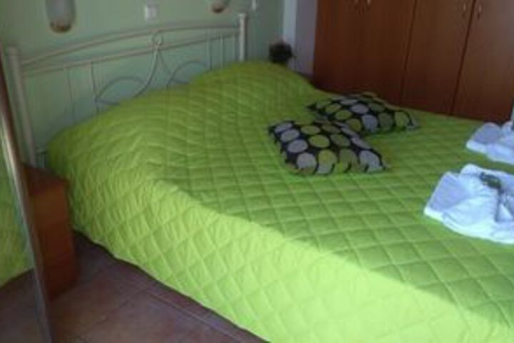 Room 16 of 43
