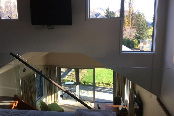 Room 15 of 44
