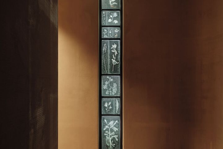 Room 8 of 47