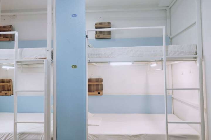 Room 11 of 19