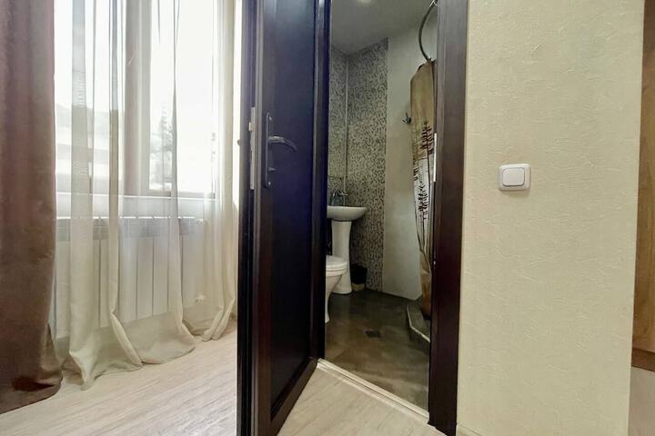 Room 25 of 47