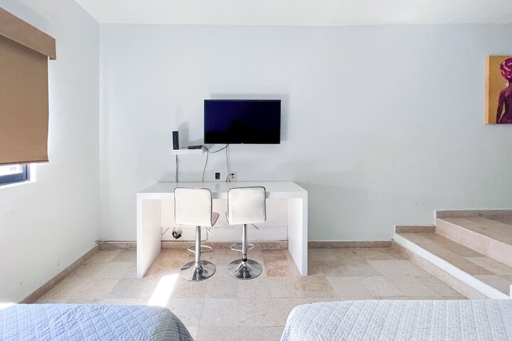 Room 15 of 96