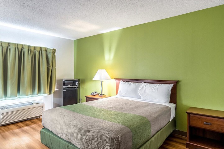 Room 20 of 42