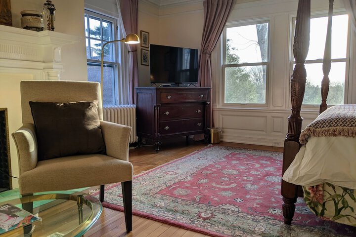 Room 119 of 258