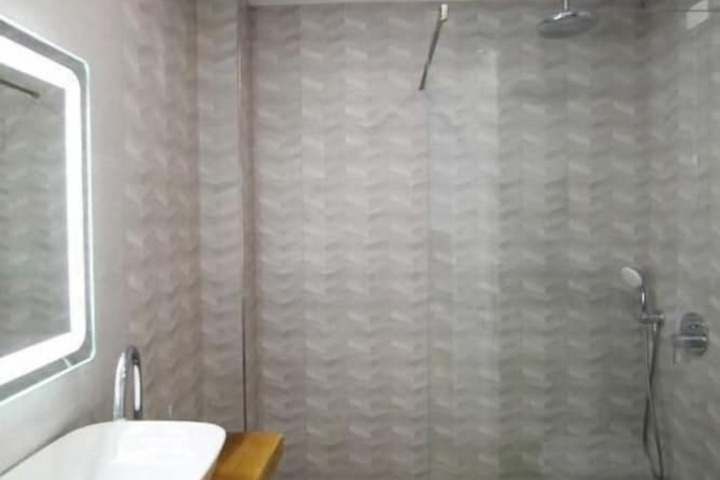 Room 49 of 118